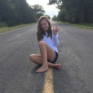 Meet your Posher, Carley